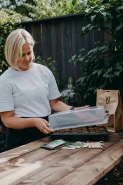 Mini-Gewächshaus "Air" -Windhager || Compo Verkäufe nelson garden mini gewaechshaus air 1463712 de